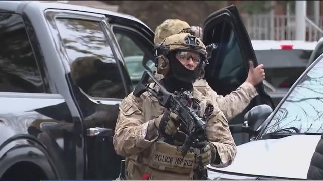 Border Patrol agents shot at in Chicago during immigration operation, DHS claims