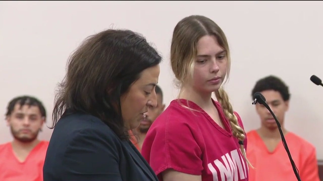 No bond for woman accused of luring teen boys