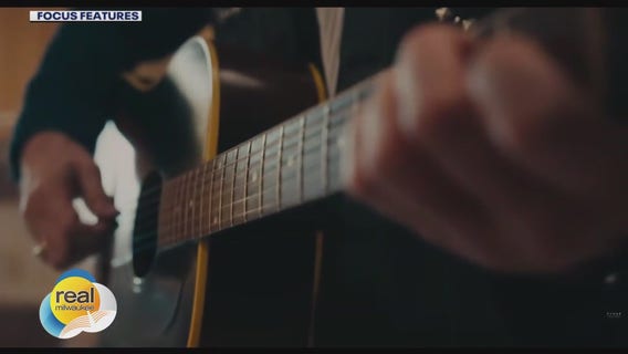 'Song Sung Blue' trailer; Hugh Jackman and Kate Hudson star in film