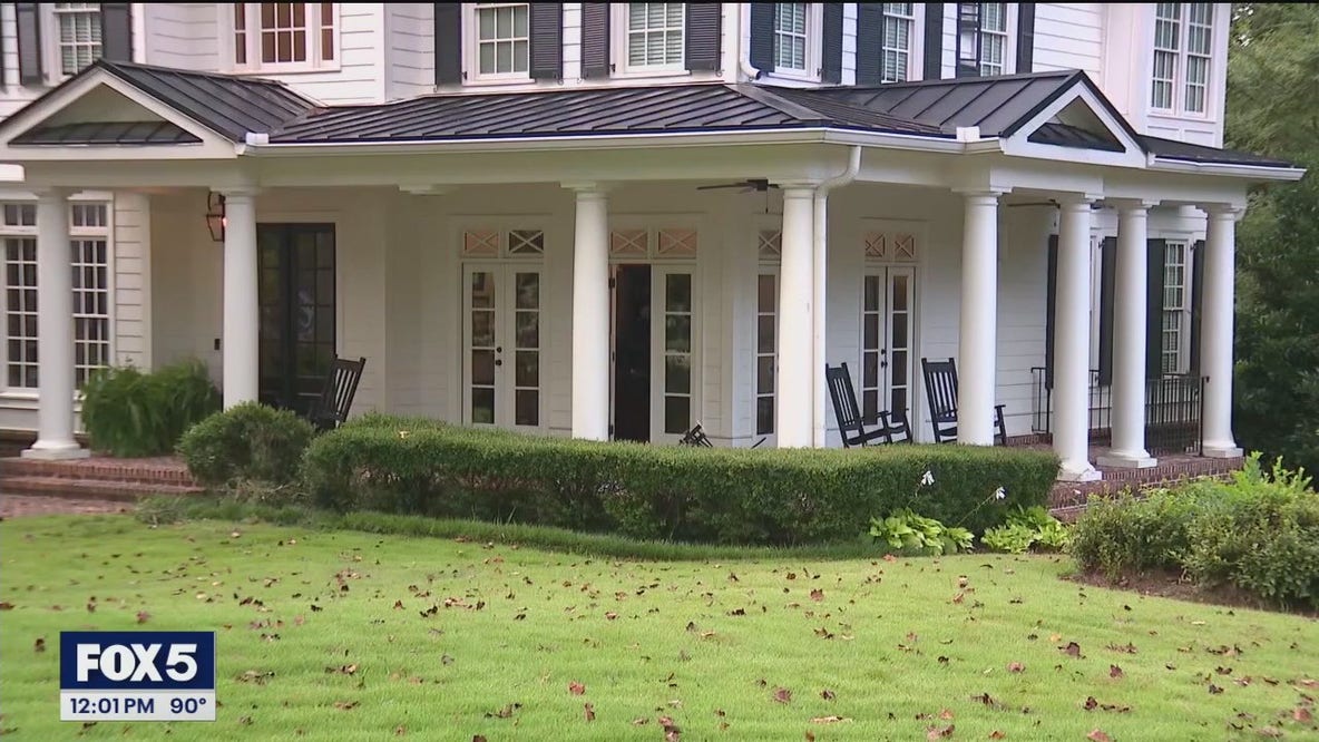 Car hits Brookhaven home during chase