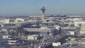 Thanksgiving holiday travel rush begins