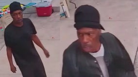 Police search for burglary suspect on Chicago's NW Side