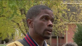 Maury Glover speaks with St. Paul Mayor Melvin Carter on Election Day 2025