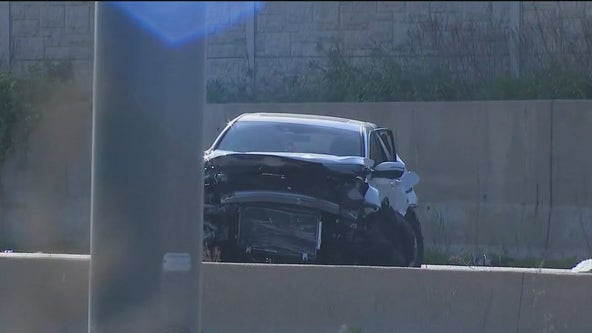 I-55 crash leaves 2 dead, another hurt in DuPage County, police say