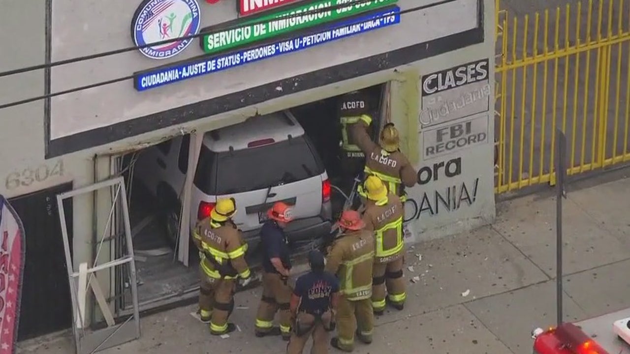 SUV plows into building in South Gate | FOX 11 Los Angeles