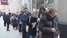 Chicagoans flock to polls on last day of early voting