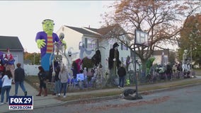 South Jersey home expands Halloween fright with decorations, while raising money for good cause