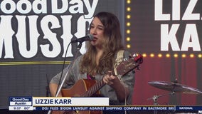 Lizzie Karr performs 'One Woman Army'