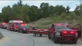 Search for missing 17-year-old in Lake Michigan