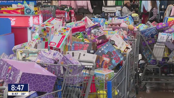 'Tot Buy': Toys for Tots in DFW with Mike Doocy