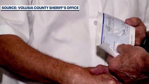 Florida man gets $10K after tip to help capture murder suspect