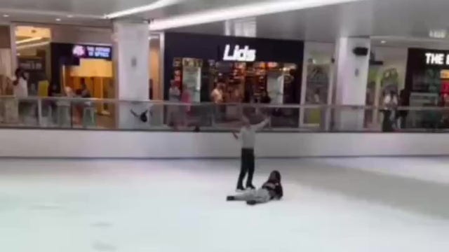 Video: Suspect jumps down to Houston Galleria ice rink, apparently injures legs