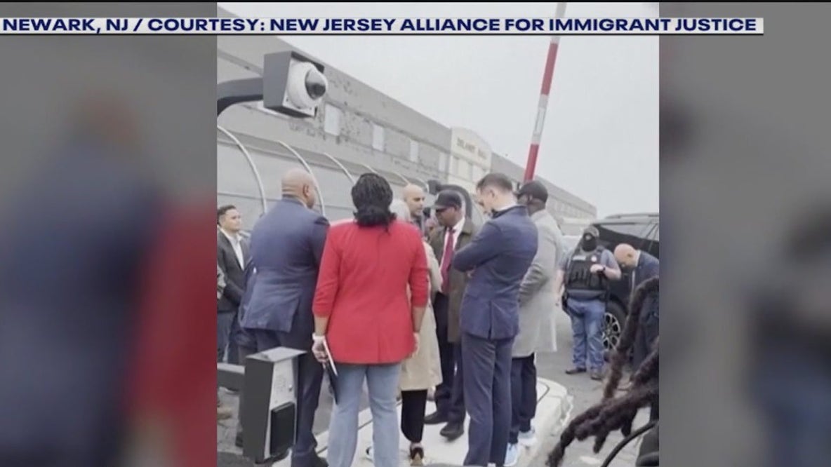 Did lawmakers 'storm' an ICE facility in Newark?
