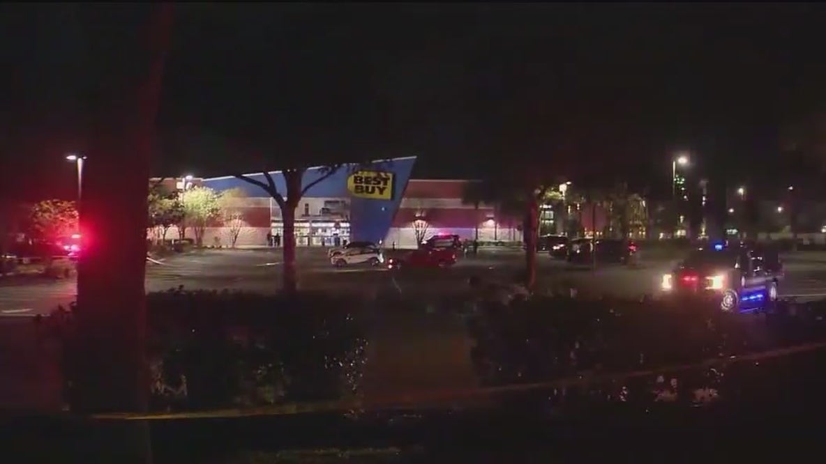 21-year-old killed in Sanford Best Buy parking lot: police