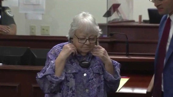 Florida woman accused of killing husband in hospital reaches plea deal