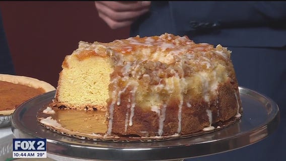 Peach cobbler pound cake with You Baking Me Crazy