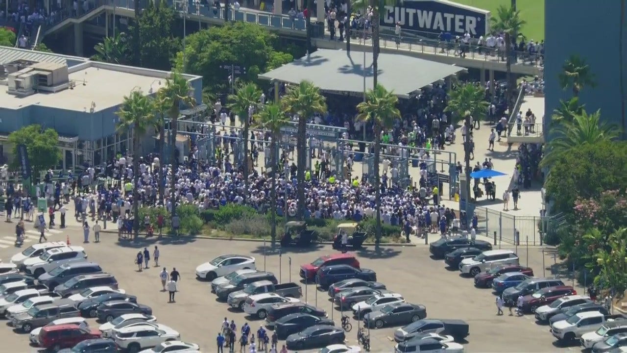 Fans line up for exciting Shohei Ohtani giveaway | FOX 11 Los Angeles