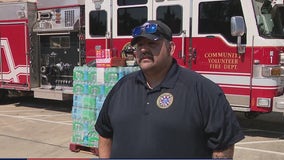 Houston-area volunteer firefighters go to Florida