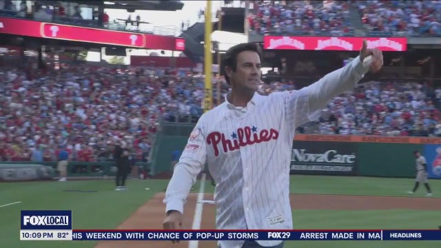 Cole Hamels retires a Phillie