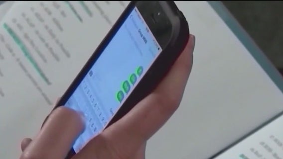 TEA commissioner calls for phones to be banned from Texas classrooms