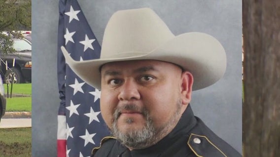 Brazoria County deputy killed in Houston, shooter dead