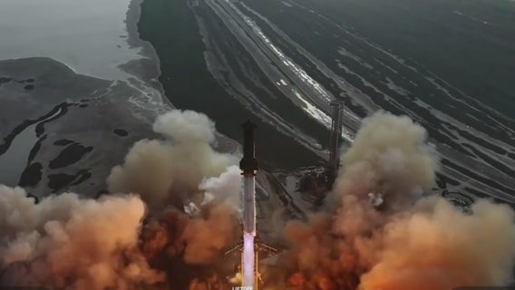 SpaceX successfully launches 10th Starship test with first test payload deployment