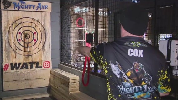 2 Arizonans to compete in axe-throwing championship