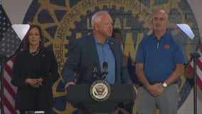 Gov. Tim Walz speaks to auto workers [FULL SPEECH]