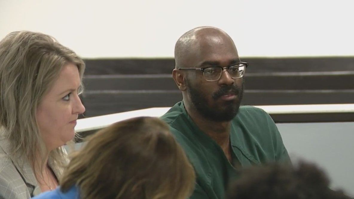 Witnesses recall alleged killer of Detroit doctor trying to dispose of murder weapon