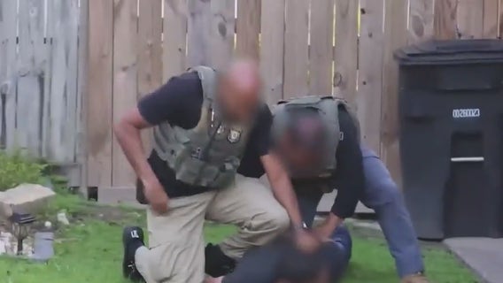 ICE arrests 422 undocumented immigrants, deports 528 in Houston operation