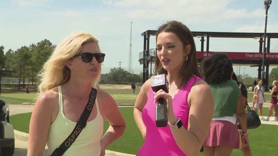 Birdies & Bubbles | Caroline & Rashi