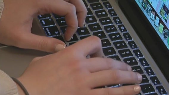 Florida attorney general takes stand against Roblox