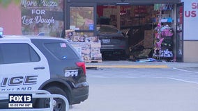 1 dead, 3 injured after car crashes into Kirkland, WA grocery store