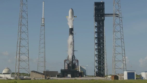 SpaceX launches Falcon 9 rocket from Florida