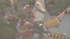 Riders stuck on Knott's Berry Farm's 'Sol Spin'