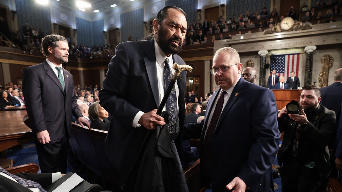 Rep. Al Green interrupts Trump address