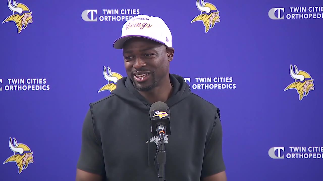 Vikings coach explains kicker's hair superstition