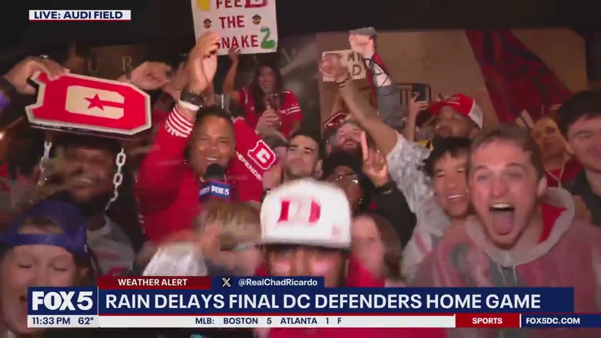 Fans support Defenders despite rain
