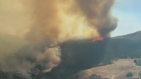 Fire erupts near Lake Piru