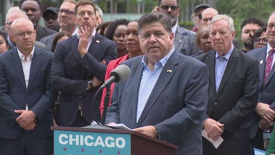 Gov. Pritzker, Mayor Johnson respond to Trump’s threat to send troops to Chicago