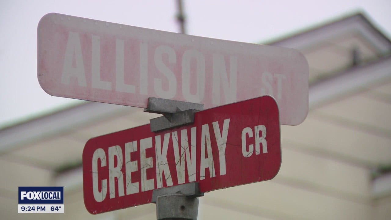 Missouri City residents have unreadable street signs, but city says it's their problem to fix