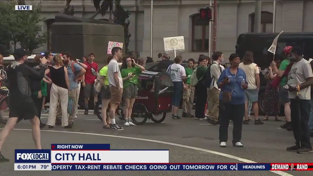 City of Philadelphia braces for its largest union to go on strike