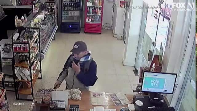 Watch: Would-be robber scared off by employee with bigger knife