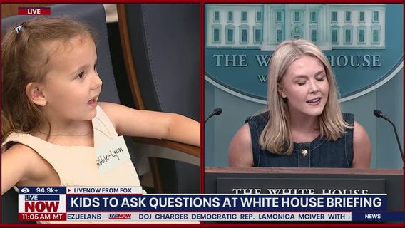 Reporter's daughter asks tough question in briefing
