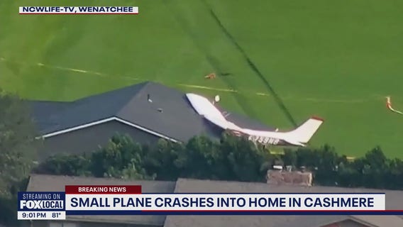 Small plane crashes into Cashmere, WA home
