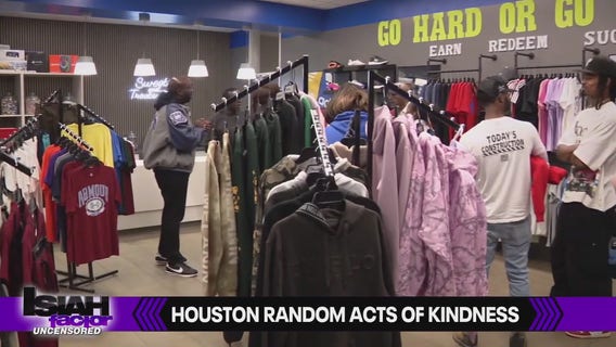 Houston Random Act of Kindness unveils 'RAK room' at C.E. King High school