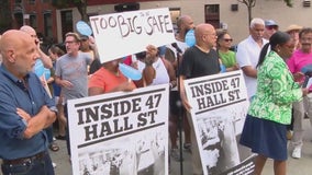 Brooklyn community rallies against migrant shelter