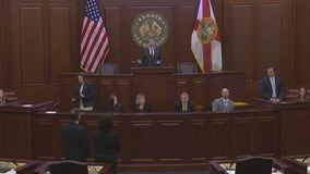Florida lawmakers struggle to reach budget deal, delaying legislative session