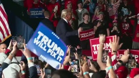 Presidential campaigns make final stops in Michigan