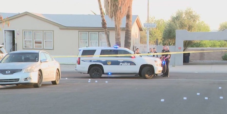 Man found shot inside south Phoenix home